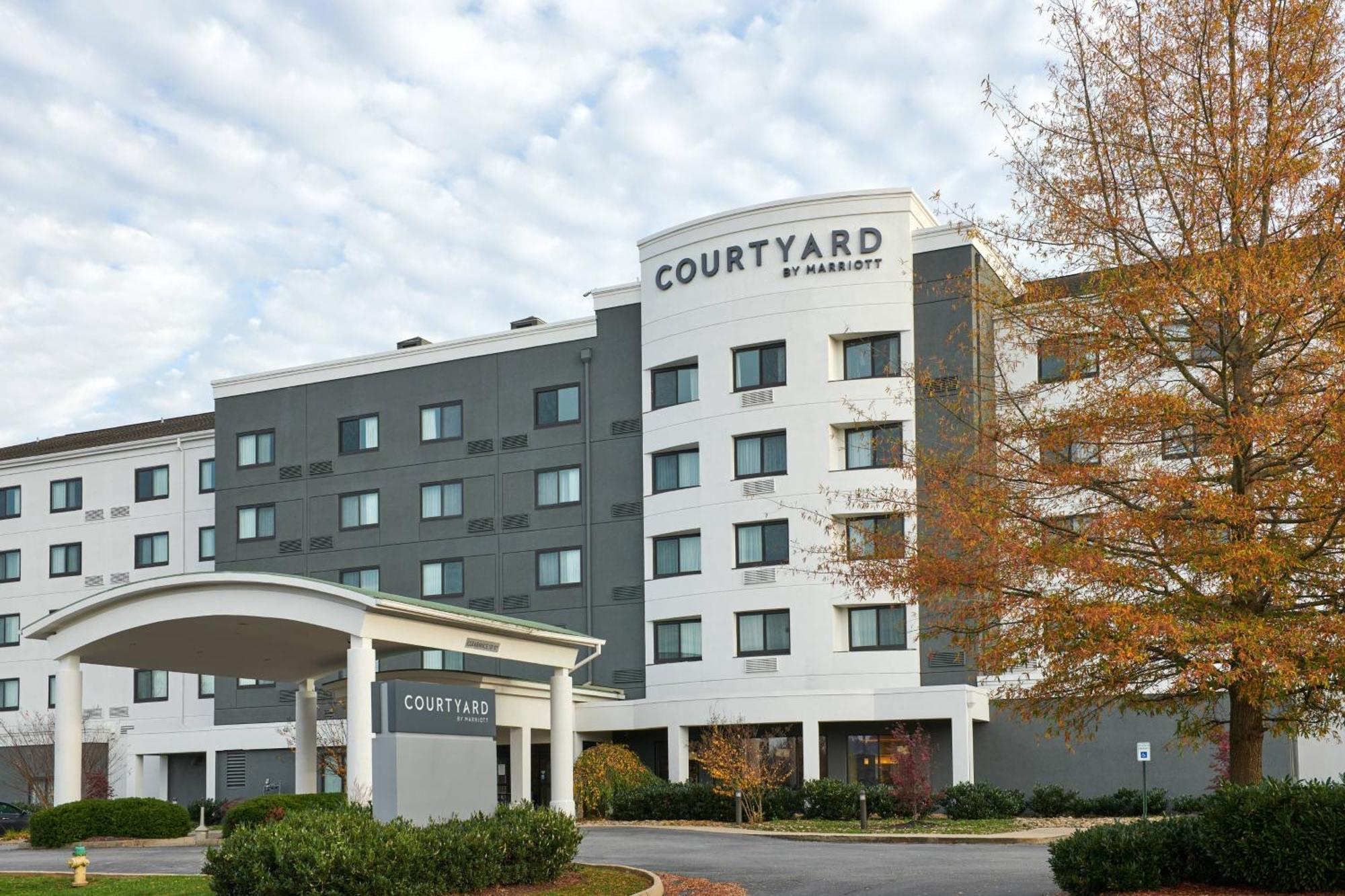 Courtyard Bristol Hotel Exterior foto